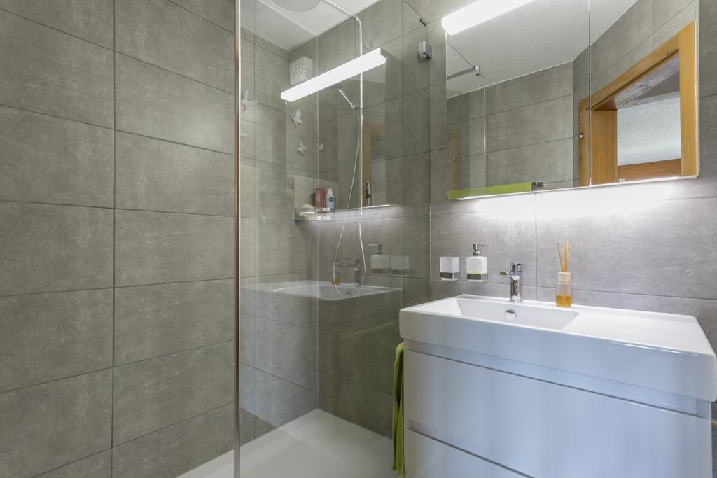 Apartment Haus Arnika Obersaxen Zewnętrze zdjęcie