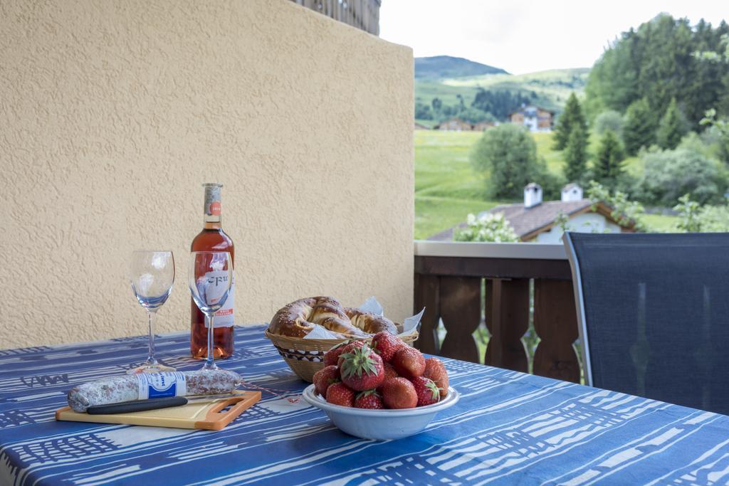 Apartment Haus Arnika Obersaxen Zewnętrze zdjęcie